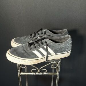 adidas men’s superstar sneakers size 11